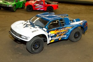 RC Car Action - RC Cars & Trucks | JConcepts Wins Pro 4 And 1/8 E-buggy At Spring Indoor Nationals