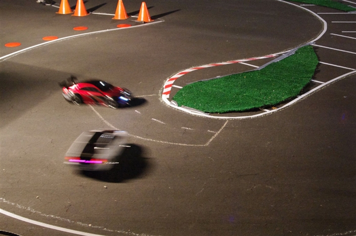 RC Car Action - RC Cars & Trucks | Limited Traction takes one-two in Hyper Drift night comp