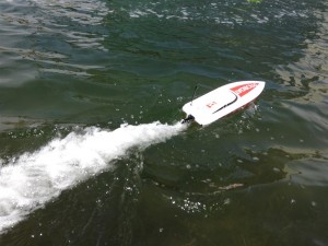 Pro Boat's Impulse 17