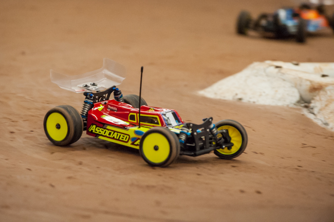 Team Associated's Ryan Cavalieri had to drive his B44.3 to the front, but did it in the first 2 mains.