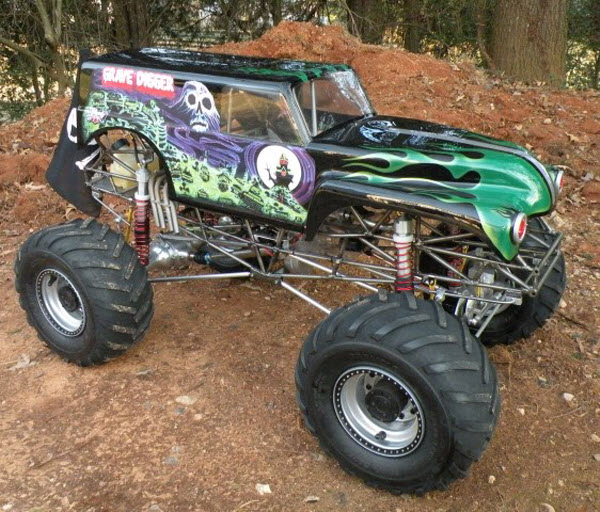 Kevin Holmlund’s Incredible Conley V8-Powered 1/5 Scale Grave Digger Monster Truck
