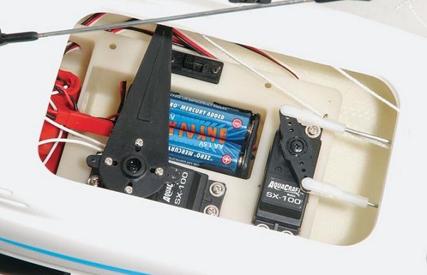 AquaCraft Models RTR Paradise Sailboat Now With Tactic TTX410 SLT Radio System (6)