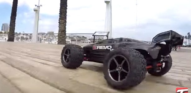 Latest Traxxas Clip: 1/16 E-Revo vs. Long Beach [VIDEO]