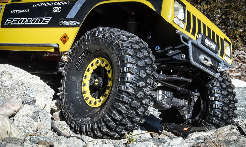 pro-line-hyrax-1-9-g8-rock-terrain-truck-tires-1