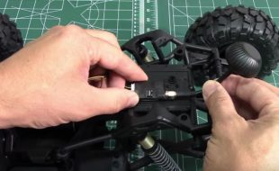 How To Install A FPV Explorer In An RC Car [VIDEO]