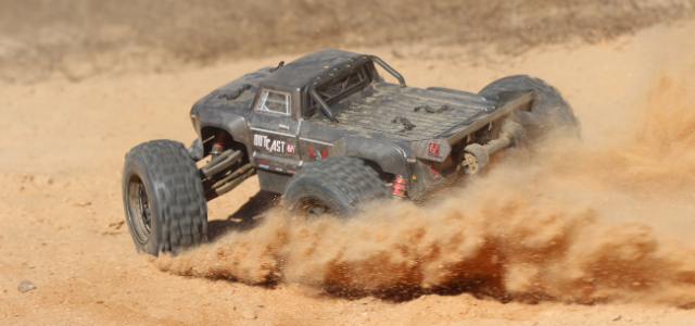 We Drive the ARRMA OUTCAST [REVIEW]