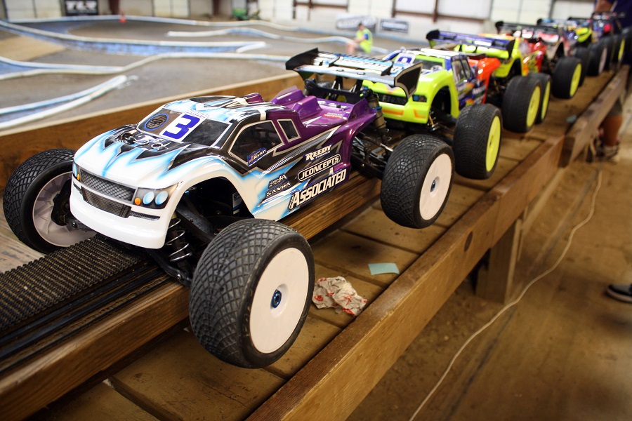 Maifield & Bornhorst Dominate At The 2018 ROAR 1/8 Off-Road Electric Nationals