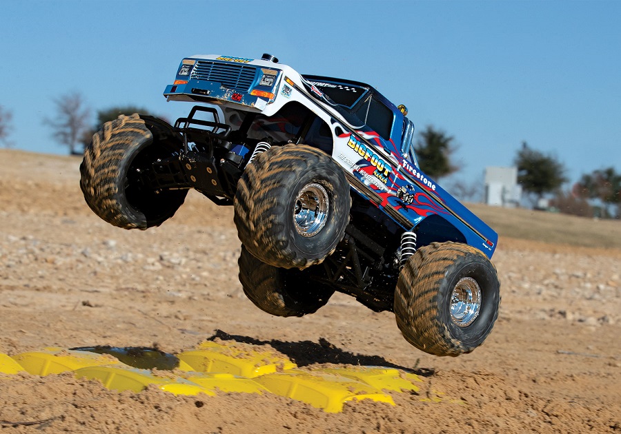 Traxxas Flame Edition BIGFOOT No. 1 Monster Truck