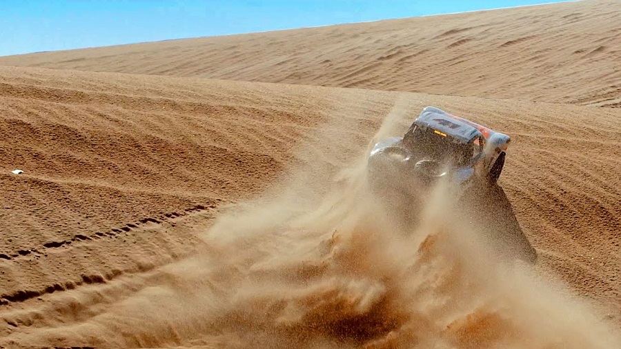 Sahara Shred With The Traxxas Unlimited Desert Racer