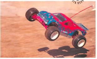 #TBT Traxxas Blue Eagle LS stadium Truck – Reviewed in October 1992 Issue