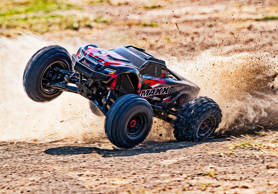 Traxxas Maxx Now Available With WideMaxx, Longer Chassis & Sledgehammer Tires