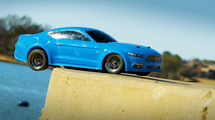 Mustang GT RC Drift Session With The Traxxas 4-Tec 2.0