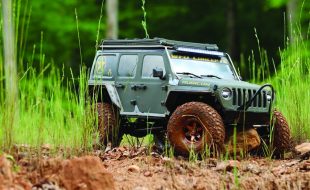 LIVING LARGE – Exploring the Trails with Axial’s Monster-Sized SCX6 Jeep JLU Wrangler