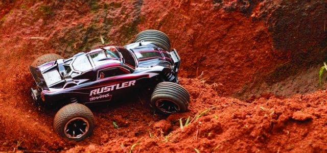 Light’em up! – Driving The Updated &  LED-Equipped Traxxas Rustler RC Stadium Truck