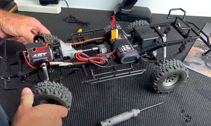 How To Basic Steps To Getting Started With Your RC4WD RTR