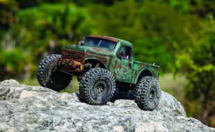 POWER RAT – An Axial SCX10 III Basecamp Turned Scale Rat Rod Power Wagon