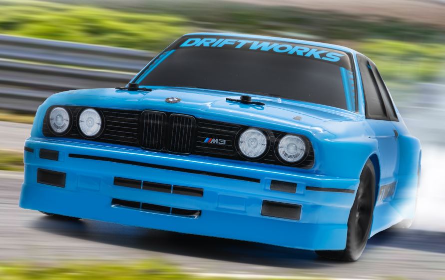 RC Car Action - RC Cars & Trucks | HPI 4WD Sport 3 Drift BMW M3 E30 Driftworks