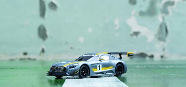 MINIATURE MASTERPIECE – Reviewing Kyosho’s AMG GT3 Mini-Z ReadySet