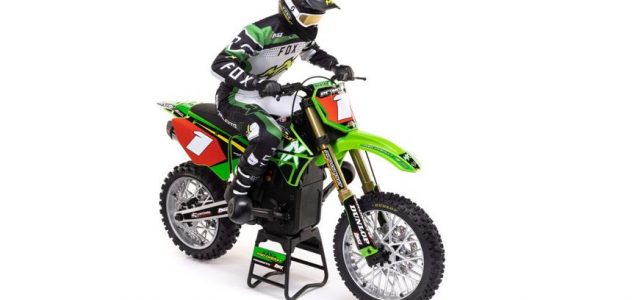 Losi RTR Promoto-MX 1/4 Motorcycle [VIDEO]