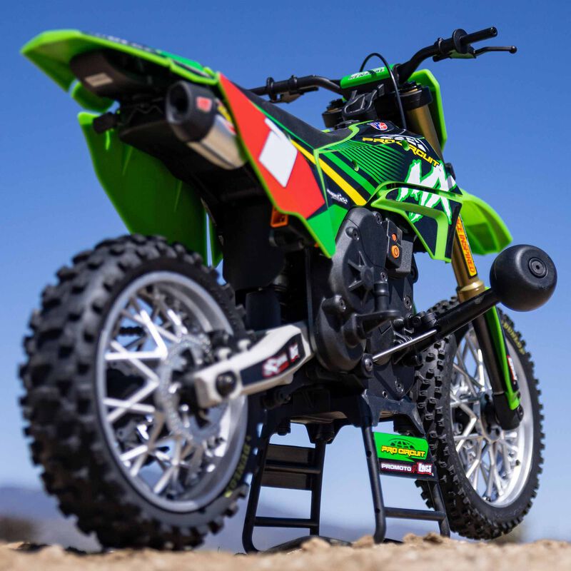 RC Car Action - RC Cars & Trucks | Losi RTR Promoto-MX 1/4 Motorcycle [VIDEO]
