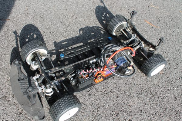 RC Car Action - RC Cars & Trucks | 70 AAR Cuda on Xray 2012 T3R chassis