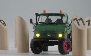 Unboxing The FMS 1/24 FCX24 Unimog421 RTR [VIDEO]