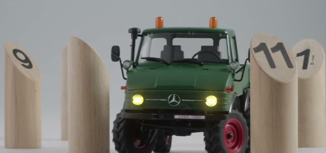 Unboxing The FMS 1/24 FCX24 Unimog421 RTR [VIDEO]