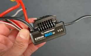 Quick Look At The HOBBYWING EZRun Max8 G2S ESC [VIDEO]
