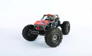 Capable Crawler – Reef RC’s Customized Axial 1/18 UTB18 Capra 4WD Unlimited Trail Buggy